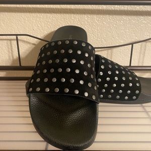 Lucky Brand Slides